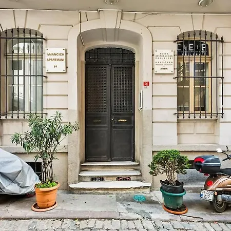 Modern Flat In Galata * Istanbul