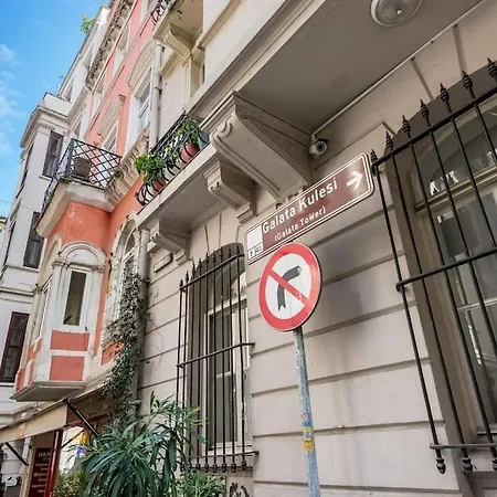 Modern Flat In Galata * Istanbul